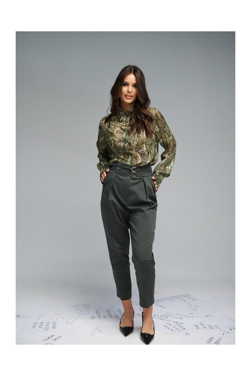 Υφασμάτινο παντελόνι με πιέτα και ζωνάκια Brigitte Boutique