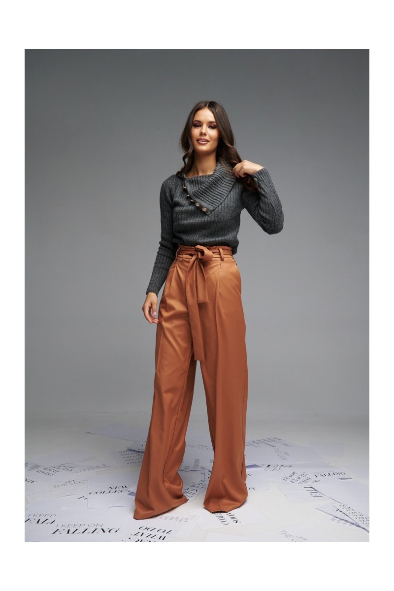 Υφασμάτινο παντελόνι ψηλόμεσο καμπάνα Brigitte Boutique