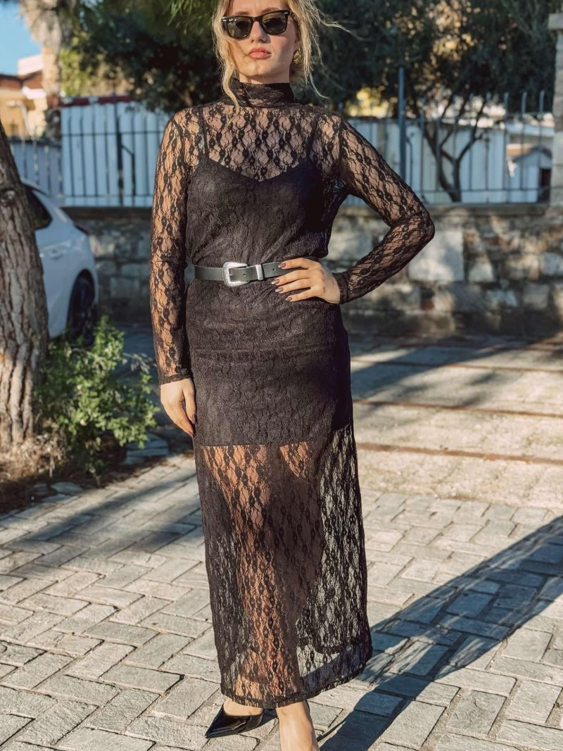 Φόρεμα μάξι δαντέλα