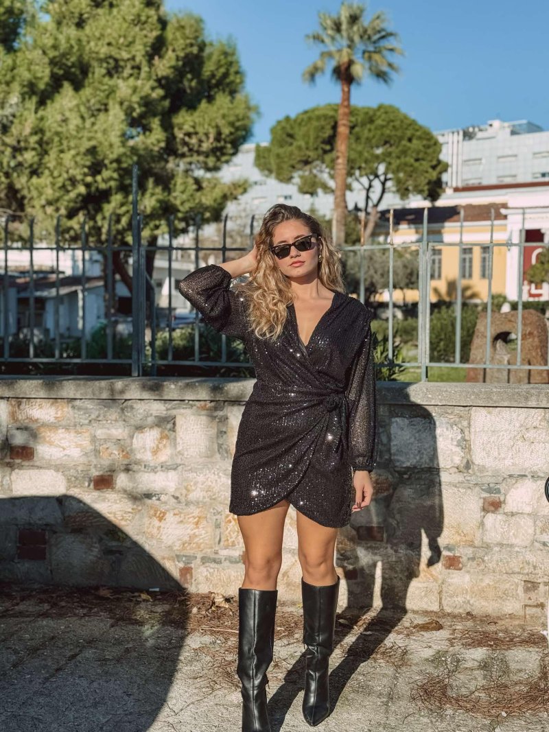 Φόρεμα μίνι παγιέτα κρουαζέ