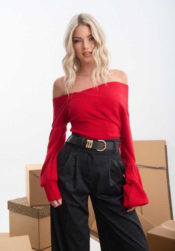 Πουλόβερ με πεσμένο ώμο