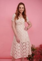 Γυναικείο φόρεμα δαντελένιο μίντι με V Sorelina Brigitte Boutique