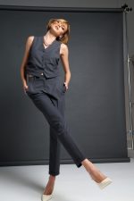 Γυναικείο γιλέκο με σούρα στο πλάι