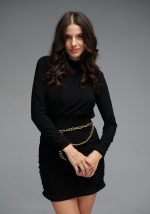 Γυναικείο φόρεμα μίνι με βάτες στους ώμους Brigitte