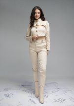 Τοπ με άνοιγμα στο στήθος Brigitte