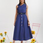 Φόρεμα midi αμάνικο με κουμπιά στο κάτω μέρος