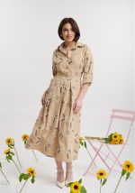 Φόρεμα μίντι με κεντήματα και γιακά