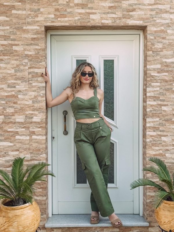 Μπούστο καπαρτίνα