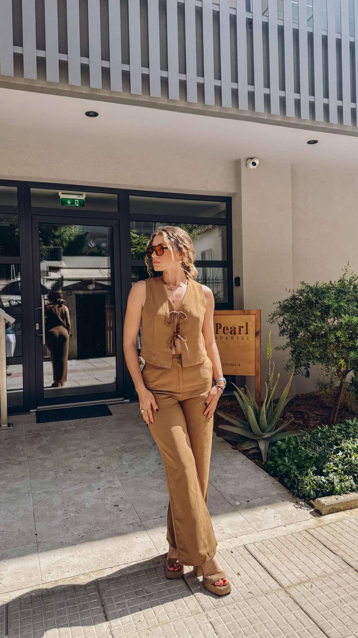 Σετ γιλέκο με παντελόνα Σετ γιλέκο με παντελόνα