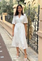 Φόρεμα μίντι με ανοίγματα στη μέση Λευκό