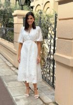 Φόρεμα μίντι με ανοίγματα στη μέση Λευκό