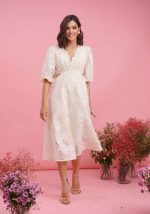 Φόρεμα μίντι πεταλούδα με ανοίγματα στη μέση Βανίλια