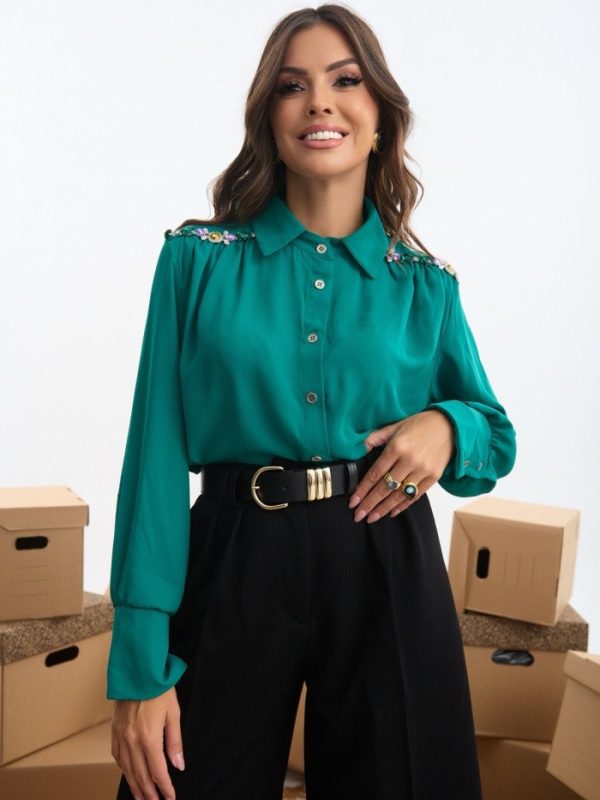 Πουκάμισο με στρας στους ώμους