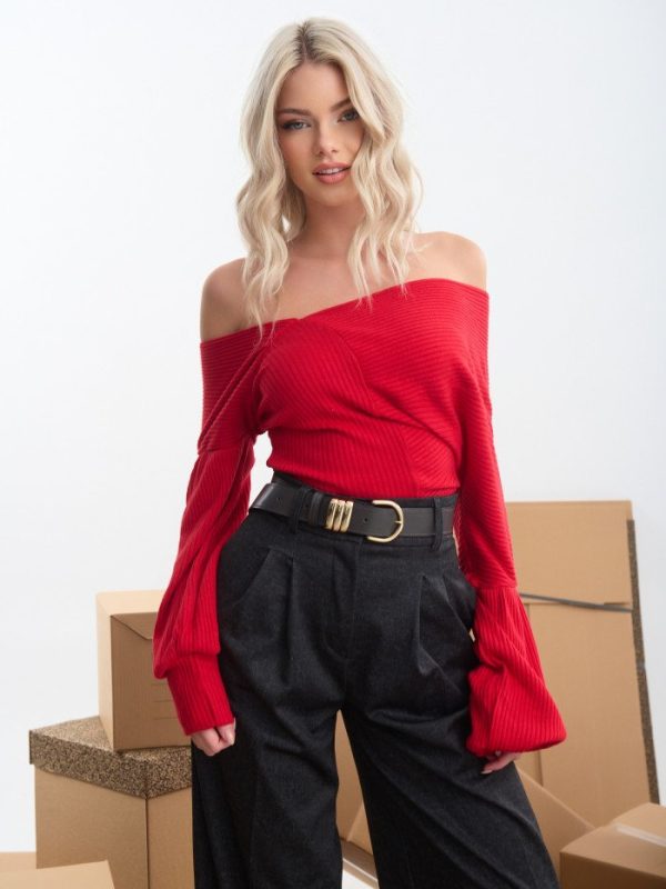 Πουλόβερ με πεσμένο ώμο