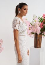 Φόρεμα δαντελένιο Midi με στρας λεπτομέρειες - Image 4