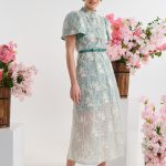 Φόρεμα μοναστηριακό με διακοσμητικούς φιόγκους