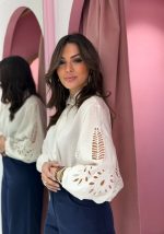 Πουκάμισο με στρας στο γιακά και δαντέλα στο μανίκι - Image 2