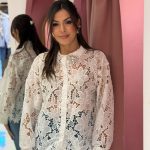 Πουκάμισο δαντελένιο με στρας στο γιακά