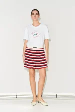 T-shirt με κέντημα - Image 2