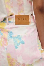 Floral Mist Jeans - Image 3