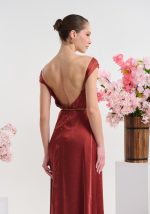 Φόρεμα μάξι σατέν με χιαστή σχέδιο - Image 7