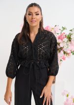 Τοπ δαντελένιο με σούρα στην μέση