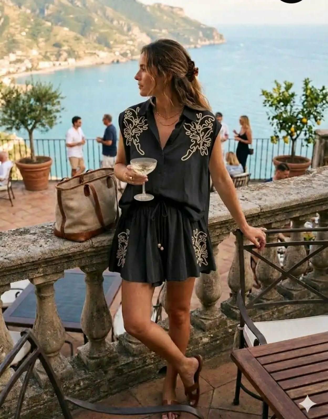 Σετ σορτς και πουκαμίσα